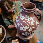 Doug Fitch and Hannah McAndrew making a jug for me